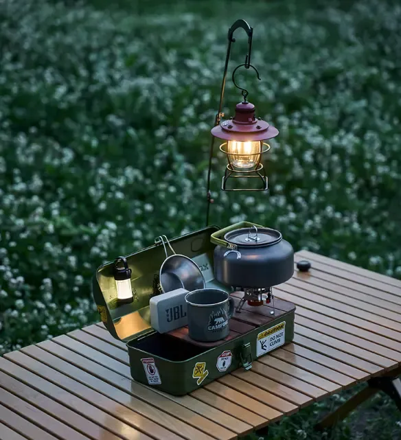 حقيبة تخييم محمولة معدنية حديدية للأنشطة . Portable Metal Iron Camping Bag for Outdoor