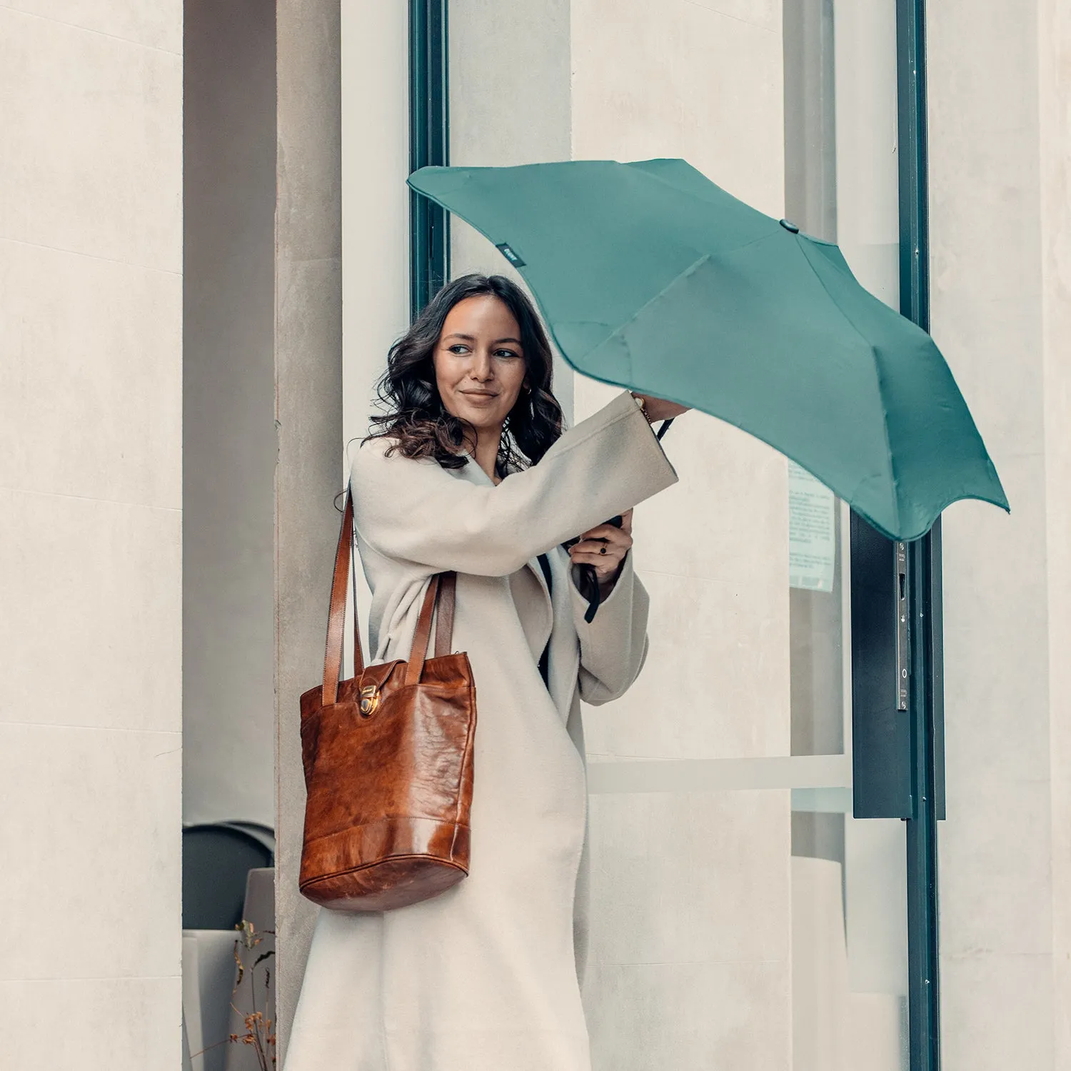 blunt | metro umbrella | forest green