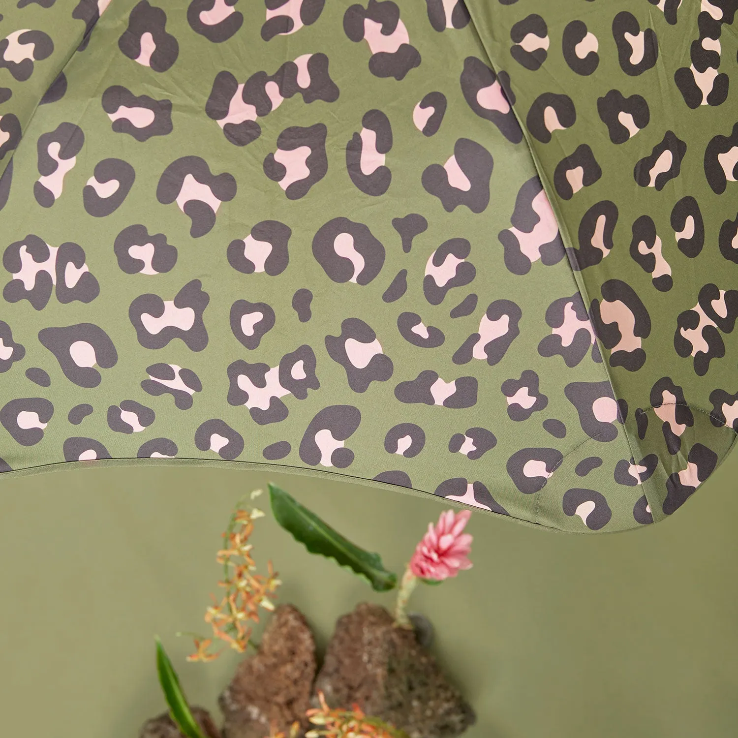 blunt | metro umbrella | jungle leopard - DC