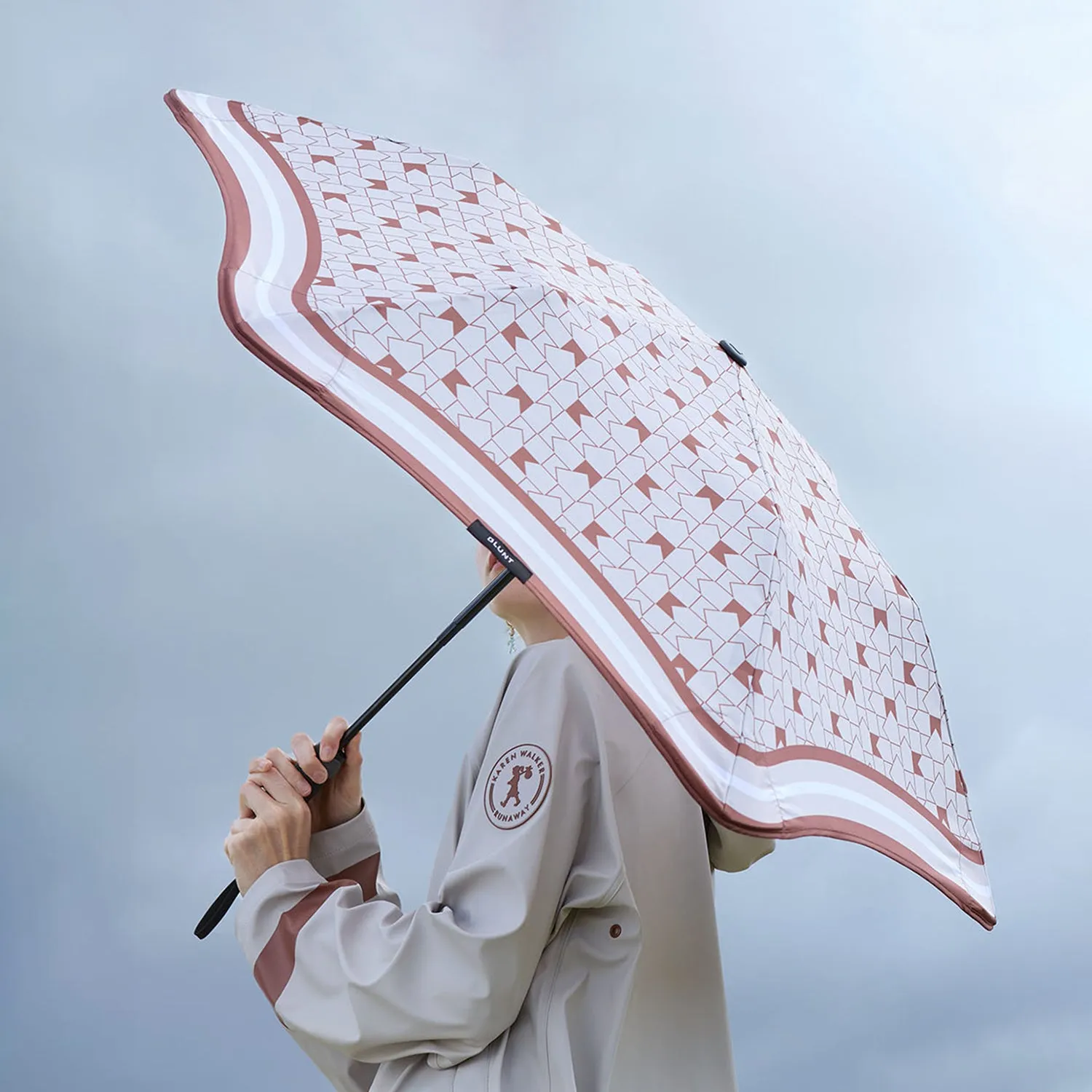 blunt | metro umbrella | karen walker chestnut - limited edition