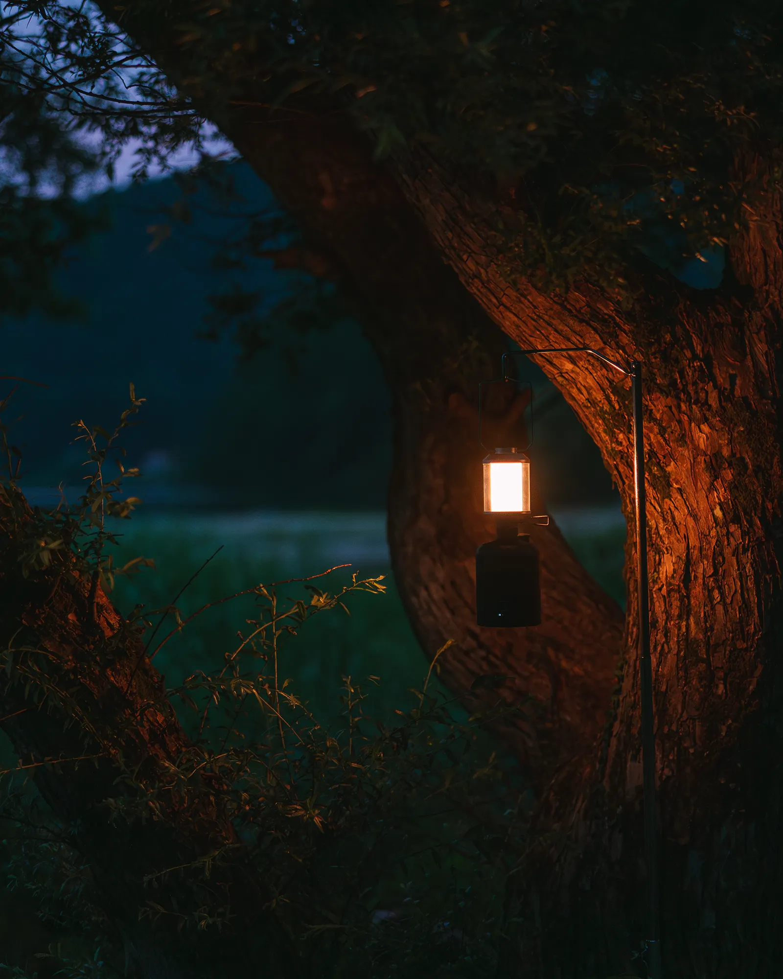 GigaPower Hanging Lantern